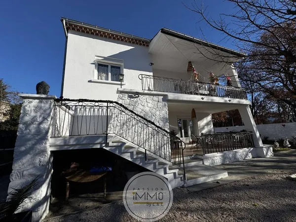 Maison 7 pièces 181 m²