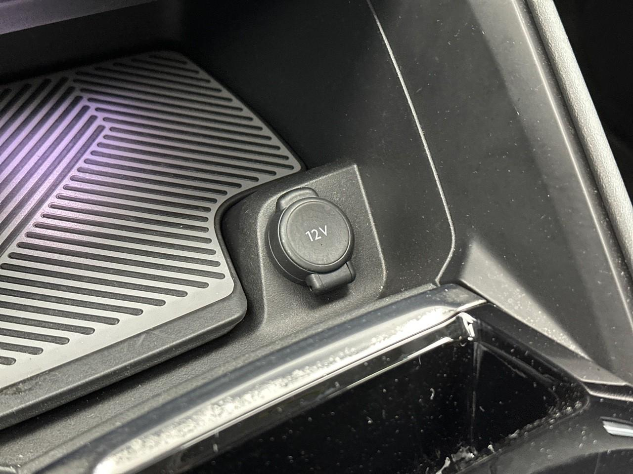Citroën C4 puretech 130 s&s eat8 shine pack — photo 32
