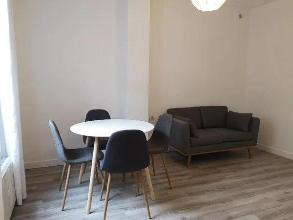 Appartement Paris XVIIème 2 pièces 30 m2