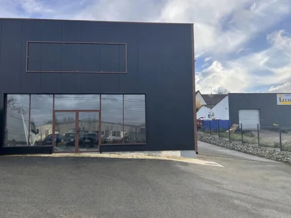 Local commercial 100 m²