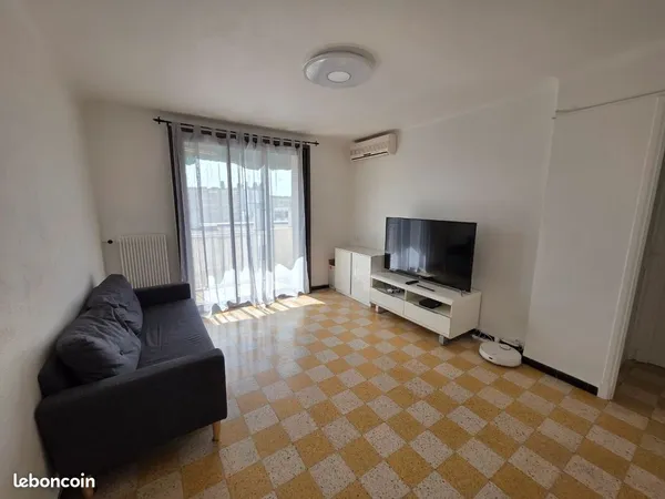Chambre dans petite Colocation de 3 personnes