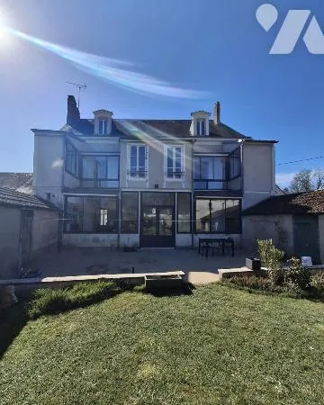 Maison 10 pièces 300 m²
