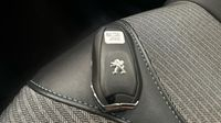 Peugeot 3008 HYBRID 225ch Allure Pack e-EAT8 — photo 16