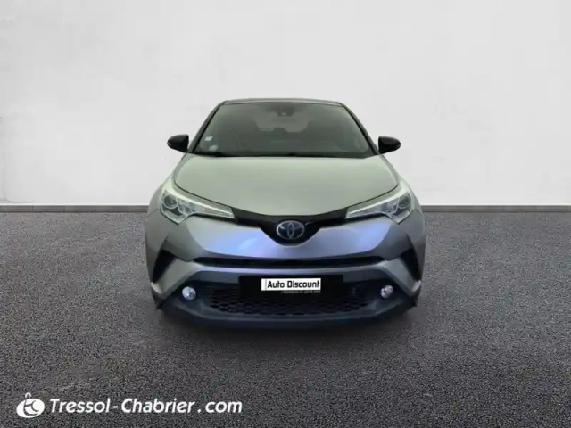 Toyota C-Hr 1.2t 2wd graphic — photo 9