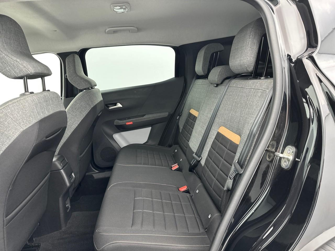 Citroën C3 Aircross hybride 145 ch aut plus — photo 11