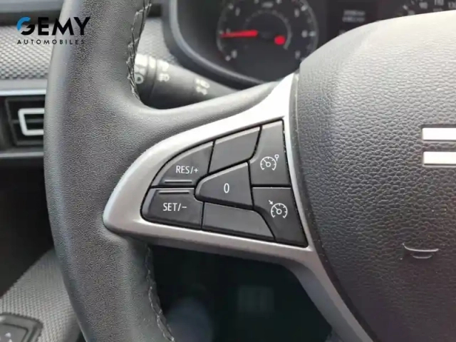Dacia Sandero tce 90 cvt — photo 15