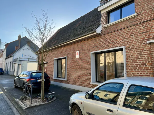 INVESTISSEMENT A ST-POL-SUR-TERNOISE MAISON + BUREAUX