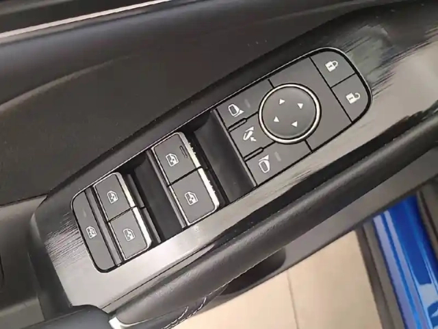Nissan Qashqai mild hybrid 140 ch — photo 78