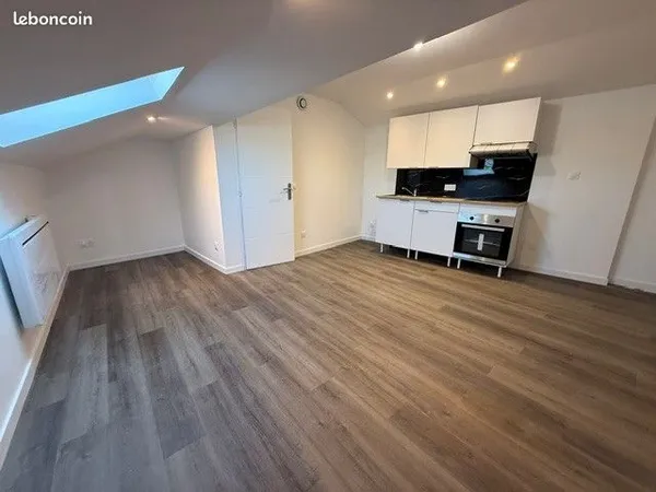 Studio 1 pièce 24 m²