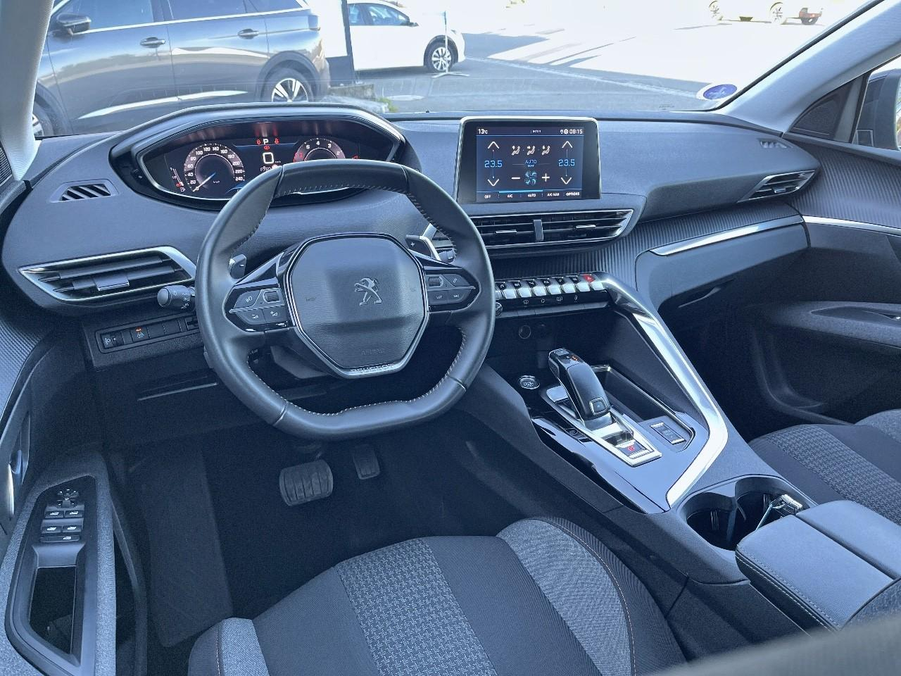 Peugeot 5008 puretech 130ch s&s eat8 active pack — photo 8