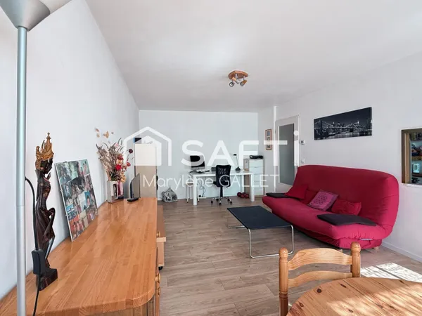 Centre ville, T2, balcon, exposition S/O, parking
