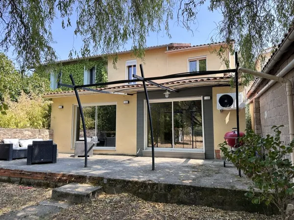Saint-Juery - Grande et confortable maison familiale T6 à pr
