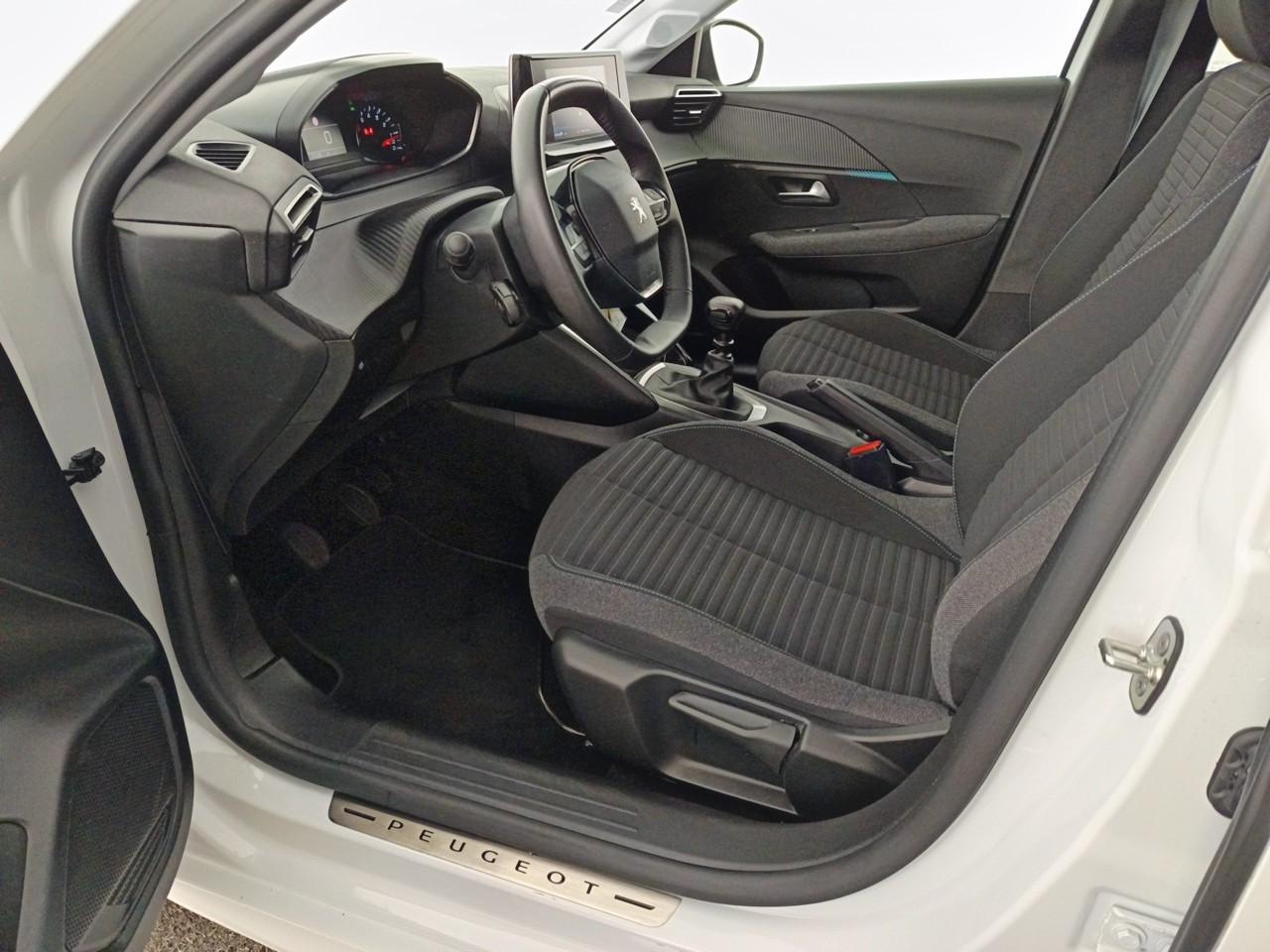 Peugeot 208 puretech 100 s&s bvm6 style — photo 21