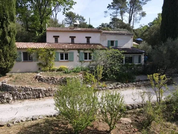 Maison 6 pièces 166 m²