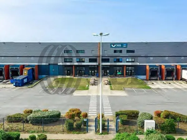 Entrepôt 21952 m²