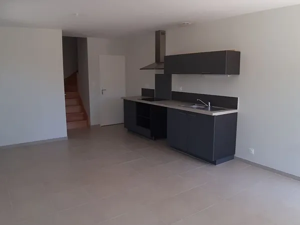A LOUER S/Luriecq - T3 de 97m² (avec garage)