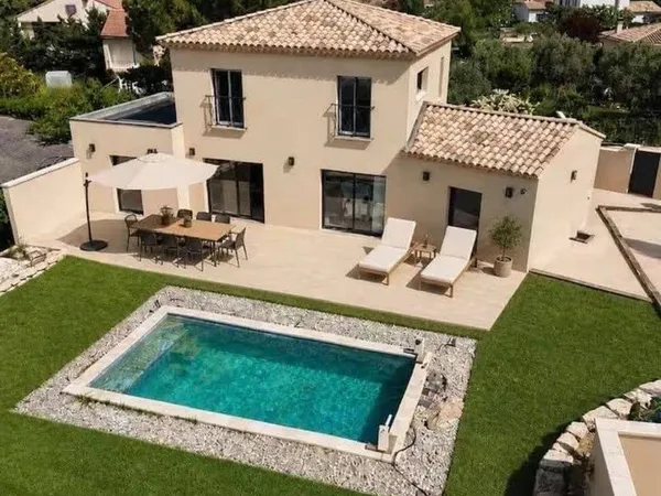 Maison 5 pièces 163 m²