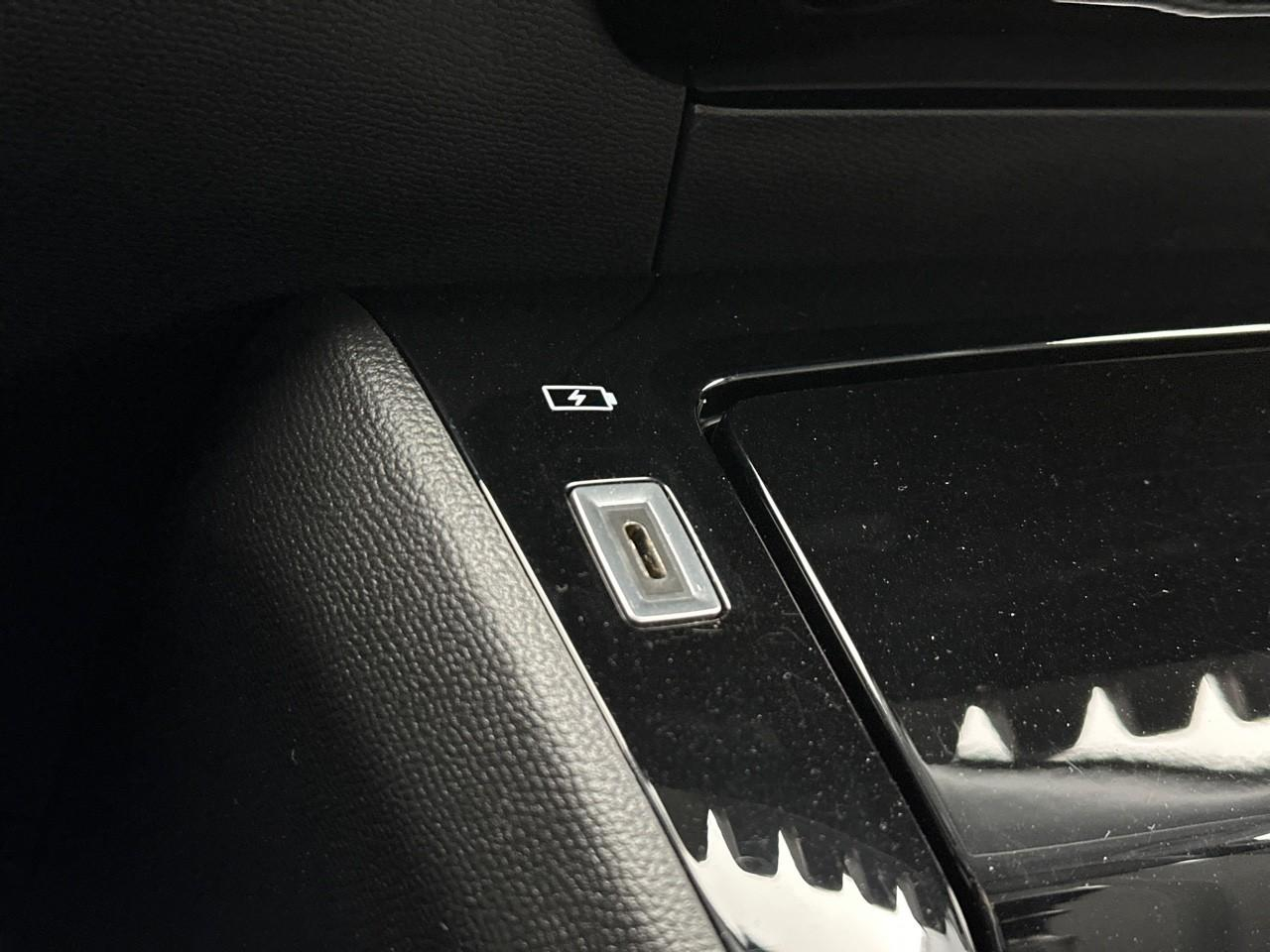 Peugeot 2008 puretech 100 s&s bvm6 allure — photo 28