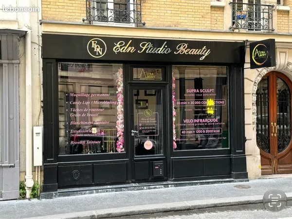 Local commercial rénové - 26 m² - Paris 16eme