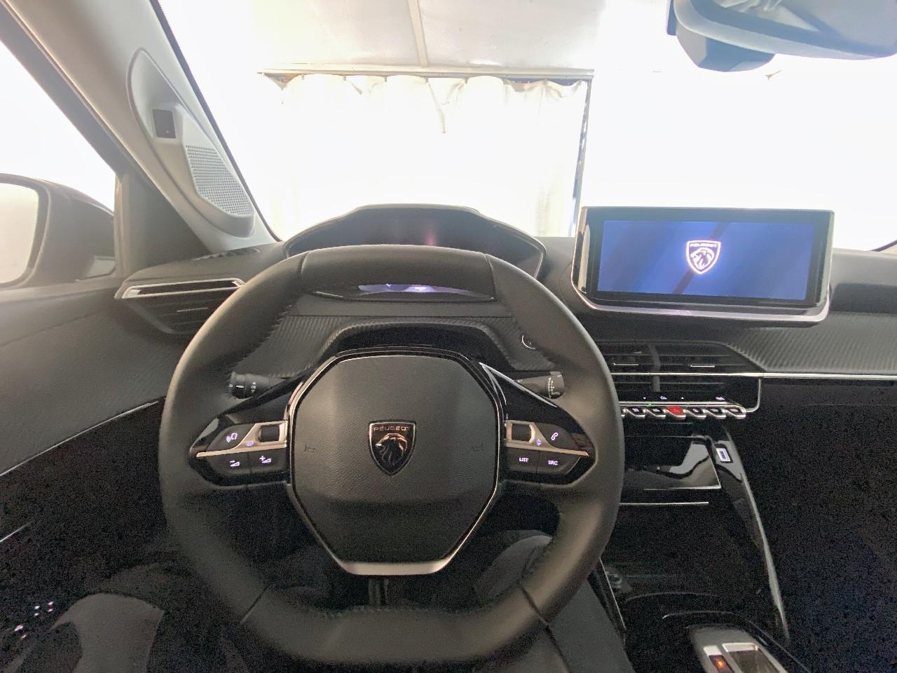 Peugeot 208 hybrid 145 ch e-dcs6 allure — photo 12