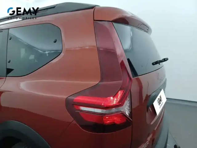 Dacia Jogger eco-g 100 7 places — photo 32