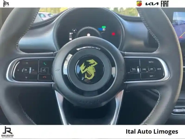 Abarth 500 e 155ch 42kwh  4cv (-3600? prime cee à particulier déduit) — photo 30