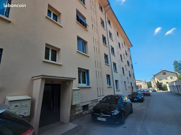 🏡 Appartement F3 de 62 m²