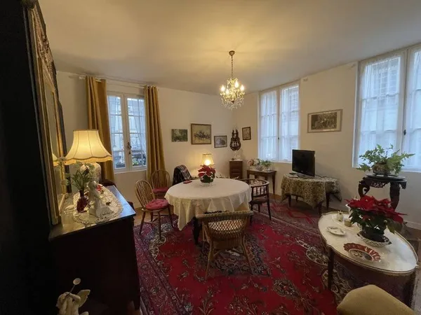 Appartement 6 pièces 93 m²