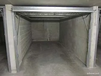 Garage bron