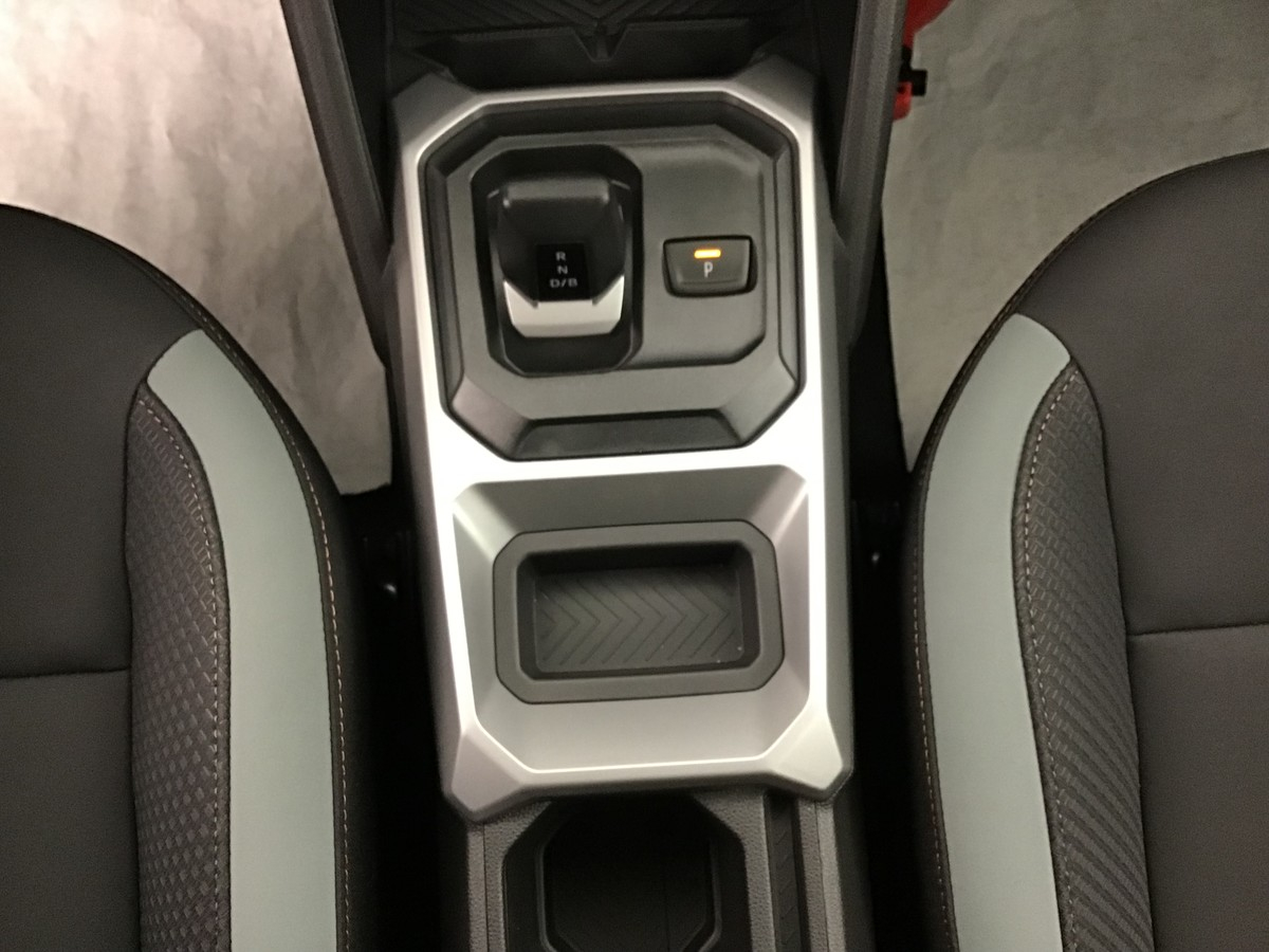Dacia Duster — photo 24
