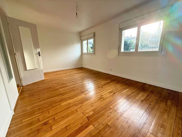 Immeuble 180 m²