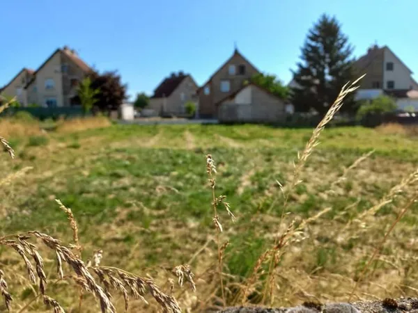 Terrain à bâtir - 1 071m²