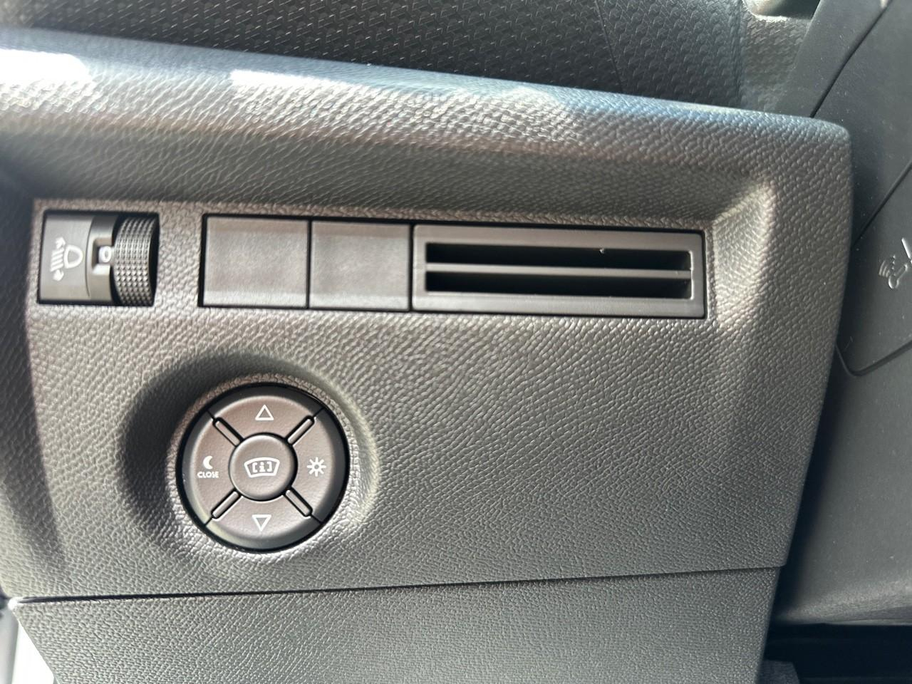 Citroën C4 puretech 130 eat8 max — photo 31
