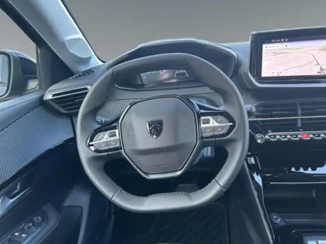 Peugeot 208 e- 136ch allure — photo 12