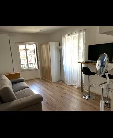 Studio meublé pour étudiant à Nice Nord
