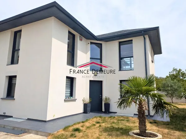 Maison d'architecte 232 m² à vendre à Cormeilles-en-Parisis ?