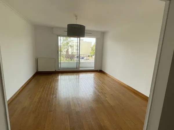 Appartement 4 pièces, Caen-Venoix 82m2.