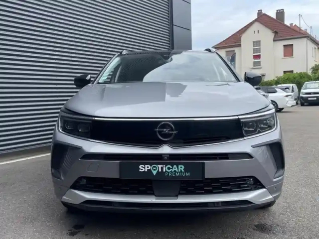Opel Grandland 1.2 turbo 130ch ultimate bva8 — photo 4