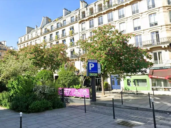 Boutique 140 m²