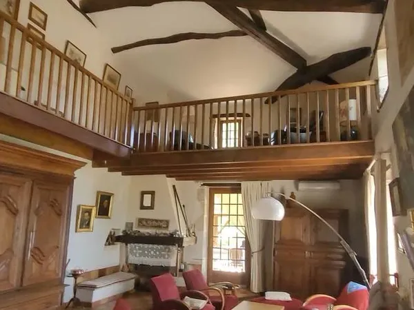 Maison 7 pièces 205 m²