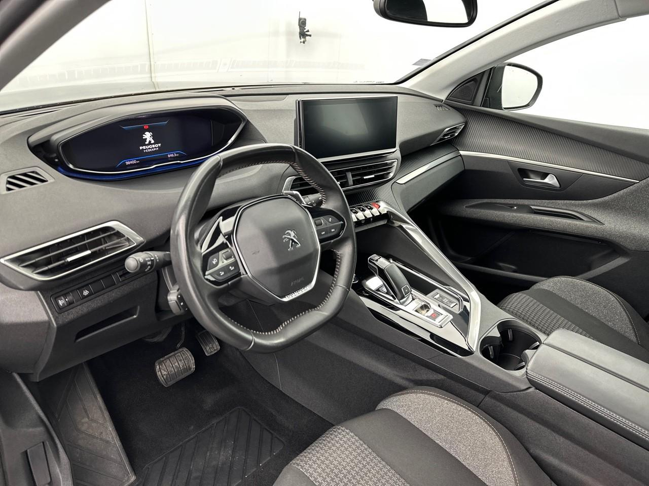Peugeot 3008 puretech 130ch s&s eat8 active pack — photo 12