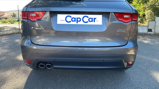 Jaguar F-Pace 2.0 D 180 AWD BVA8 - Portfolio – 2017 – 101417 km – Diesel – Boîte Automatique — photo 27