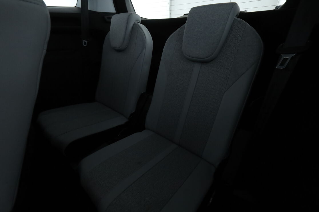 Peugeot 5008 1.5 Blue-HDi Allure EAT8 — photo 14