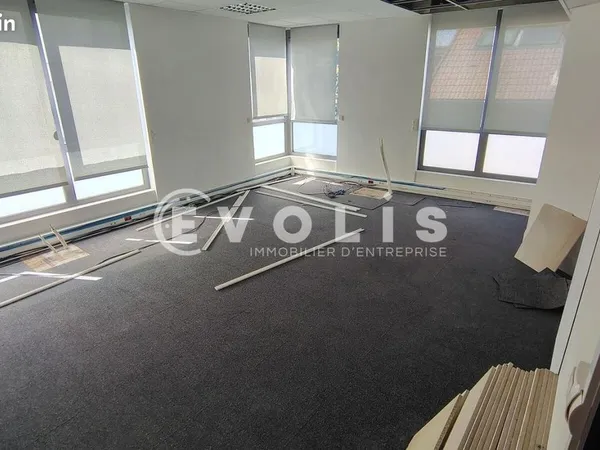 Bureaux 200 m²