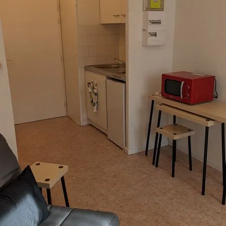 Location Studio Meublé / Lille-Wazemmes