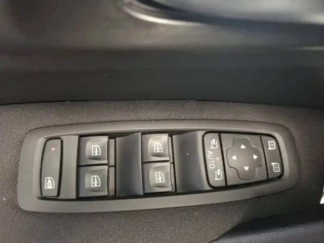 Renault Kadjar blue dci 115 — photo 17