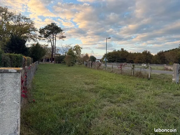 Aureilhan - Terrain constructible 780 m²