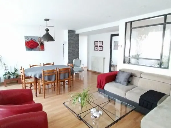 Appartement 68 m²-3 Piéces-Cave-Quartier Aiguerelles