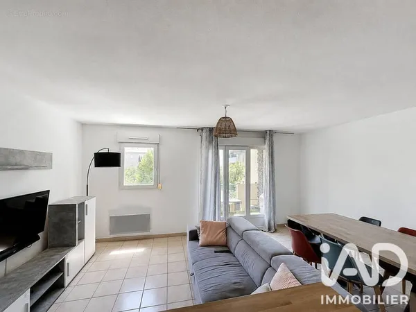 Appartement 3 pièces 60 m² à vendre à Villeneuve-Les-Avignon (30400)