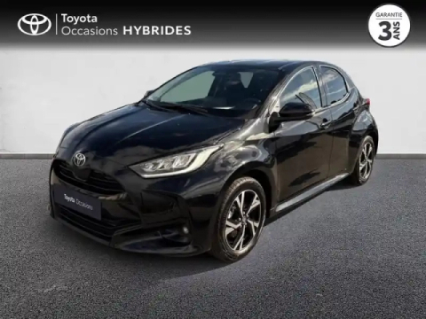 Toyota Yaris bv e-cvt iv design night black